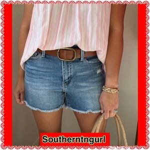 NWT VERVET by FLYING MONKEY High Rise Medium Wash Distressed “Rebecca”  Shorts